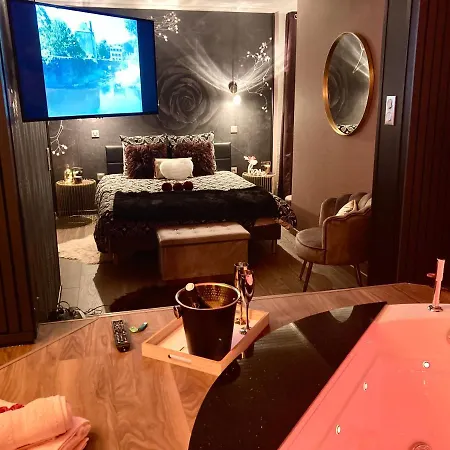 Kassiopee, Romantisme, Balnéo, Sauna Appartement Quimperlé
